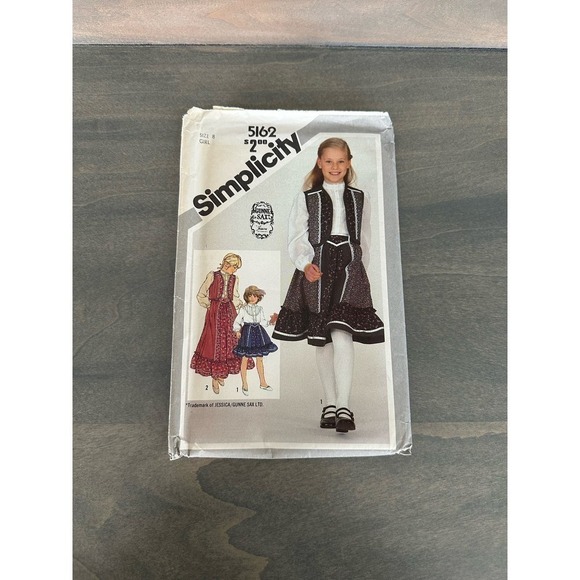 Simplicity Vintage Uncut Gunne Sax Girls Skirt Blouse and Vest Size 8 No 5162 - Picture 1 of 8